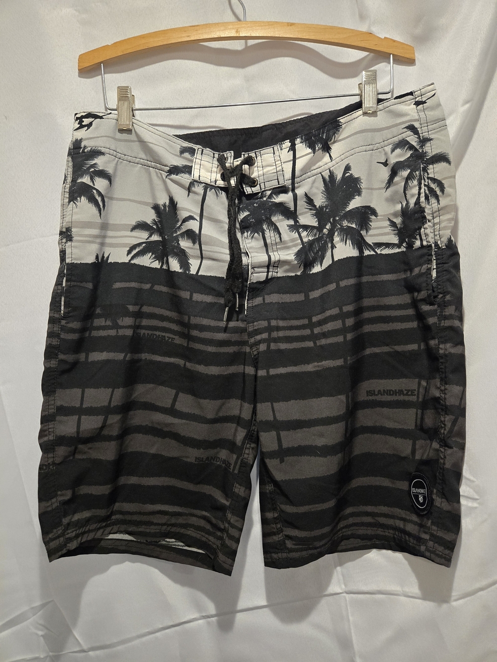 Islandhaze Black & White Palm-Print Board Shorts